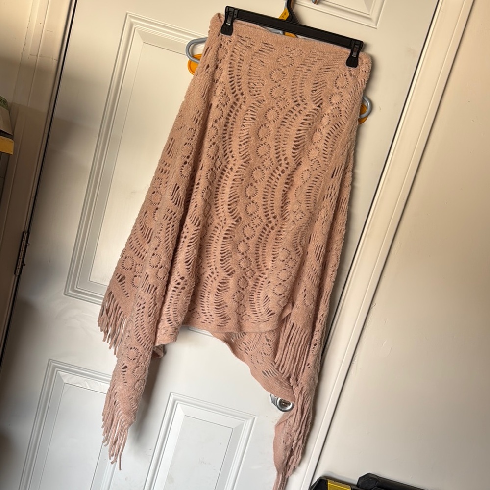 Kelly & Katie Lace Fringe poncho in Blush